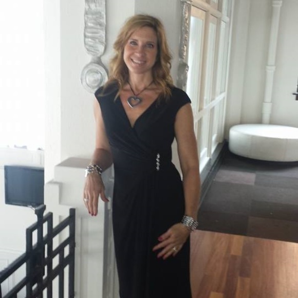 Meet the Posher - Picture 4 of 5